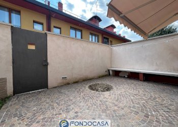 Foto 3 - Three-room apartment Cazzago San Martino - photo 3