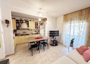 Foto 1 - Quadrilocale VIA DEI PINI, Viareggio - foto 1