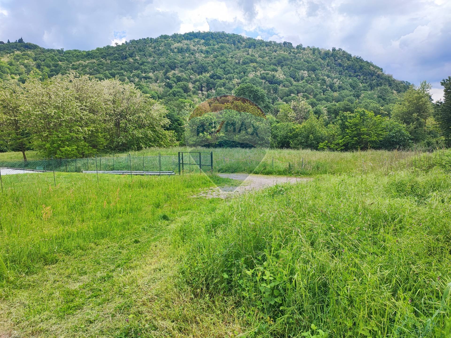 Vista delle montagne - Terreno edificabile Laveno-Mombello - foto 3