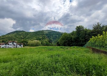 Vista delle montagne - Terreno edificabile Laveno-Mombello - foto 8