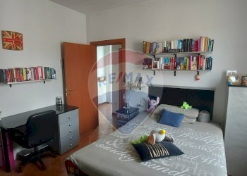 Camera / camera da letto - Bilocale Via Motti
 
6, Gemonio - foto 9