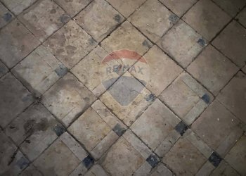 Dettagli - Stabile - Palazzo Largo Papa Giovanni XXII
 
24, Montemaggiore Belsito - foto 36