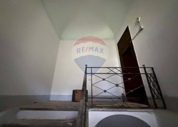 Scale - Stabile - Palazzo Largo Papa Giovanni XXII
 
24, Montemaggiore Belsito - foto 38