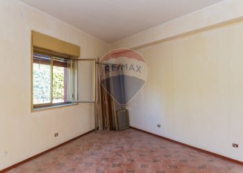 Stanza vuota - Trilocale Via Giuseppe Mazzini
 
81, Viagrande - foto 17