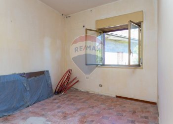 Stanza vuota - Trilocale Via Giuseppe Mazzini
 
81, Viagrande - foto 21