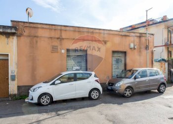 Prospetto esterno su via Carico - Casa indipendente Via Carico
 
11, Acireale - foto 1