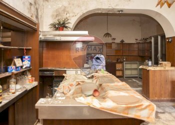 Sala ingresso vano doppio - Casa indipendente Via Carico
 
11, Acireale - foto 6