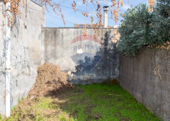 Giardino/cortile - Casa indipendente Via Carico
 
11, Acireale - foto 18