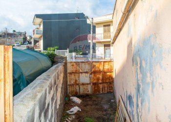 Edificio all\'aperto - Casa indipendente Via Carico
 
11, Acireale - foto 21