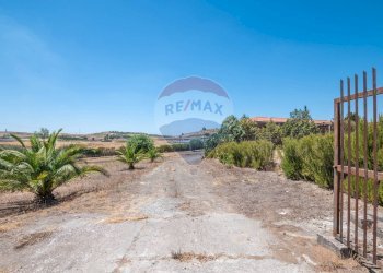 Vista delle montagne - Stabile - Palazzo Strada Comunale Gabella
snc, Grammichele - foto 19