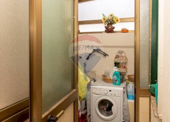 Lavanderia - Casa indipendente Via Salvatore Di Giacomo
 
snc, Catania - foto 26