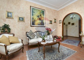 Soggiorno - Appartamento Via Catania
 
77, San Gregorio di Catania - foto 3