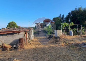 Giardino - Terreno edificabile VIA ACICASTELLO
 
14, Pedara - foto 11