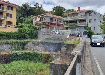 Edificio all\'aperto - Terreno edificabile VIA GUGLIELMO MARCONI
 
SNC, Castiglione di Sicilia - foto 11