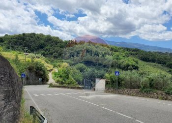 Vista delle montagne - Terreno agricolo contrada scorciagatto
 
snc, Castiglione di Sicilia - foto 8