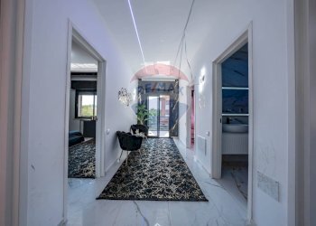 Hall / corridoio - Villa Via Sabbioni
 
14, Gaiba - foto 29