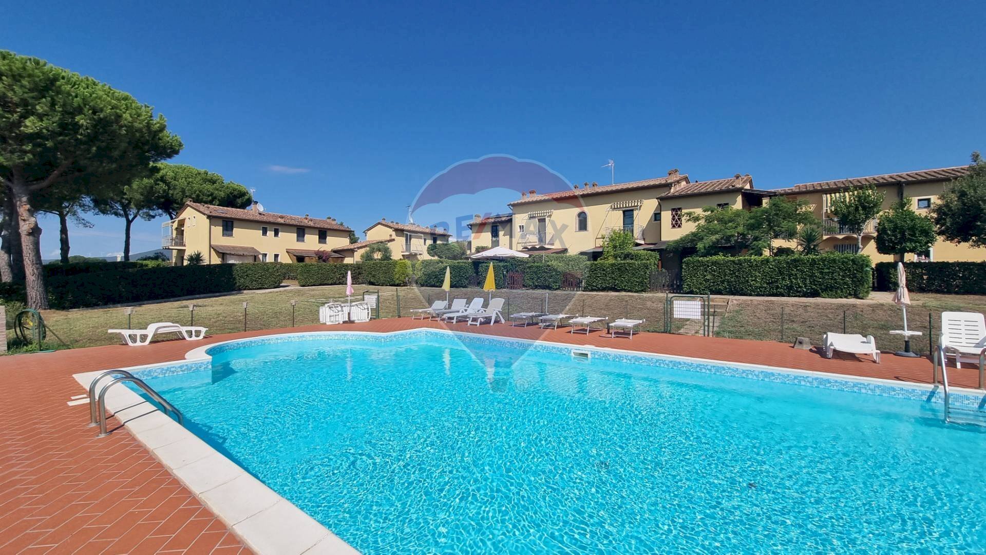 Piscina - Two-room apartment Via Roma
 
83, Castellina Marittima - photo 1