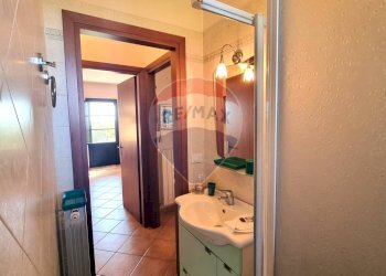 Bagno - Two-room apartment Via Roma
 
83, Castellina Marittima - photo 11