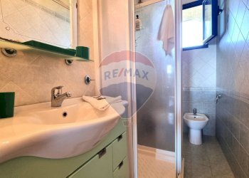Bagno - Two-room apartment Via Roma
 
83, Castellina Marittima - photo 12