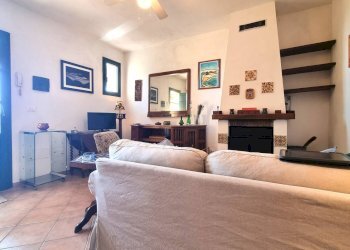 Soggiorno - Two-room apartment Via Roma
 
83, Castellina Marittima - photo 13