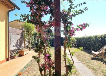 Giardino - Two-room apartment Via Roma
 
83, Castellina Marittima - photo 26