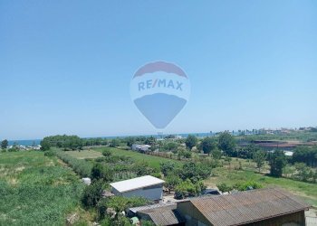 Edificio all\'aperto - Bilocale VIA NAZIONALE ADRIATICA
 
89, Roseto degli Abruzzi - foto 5