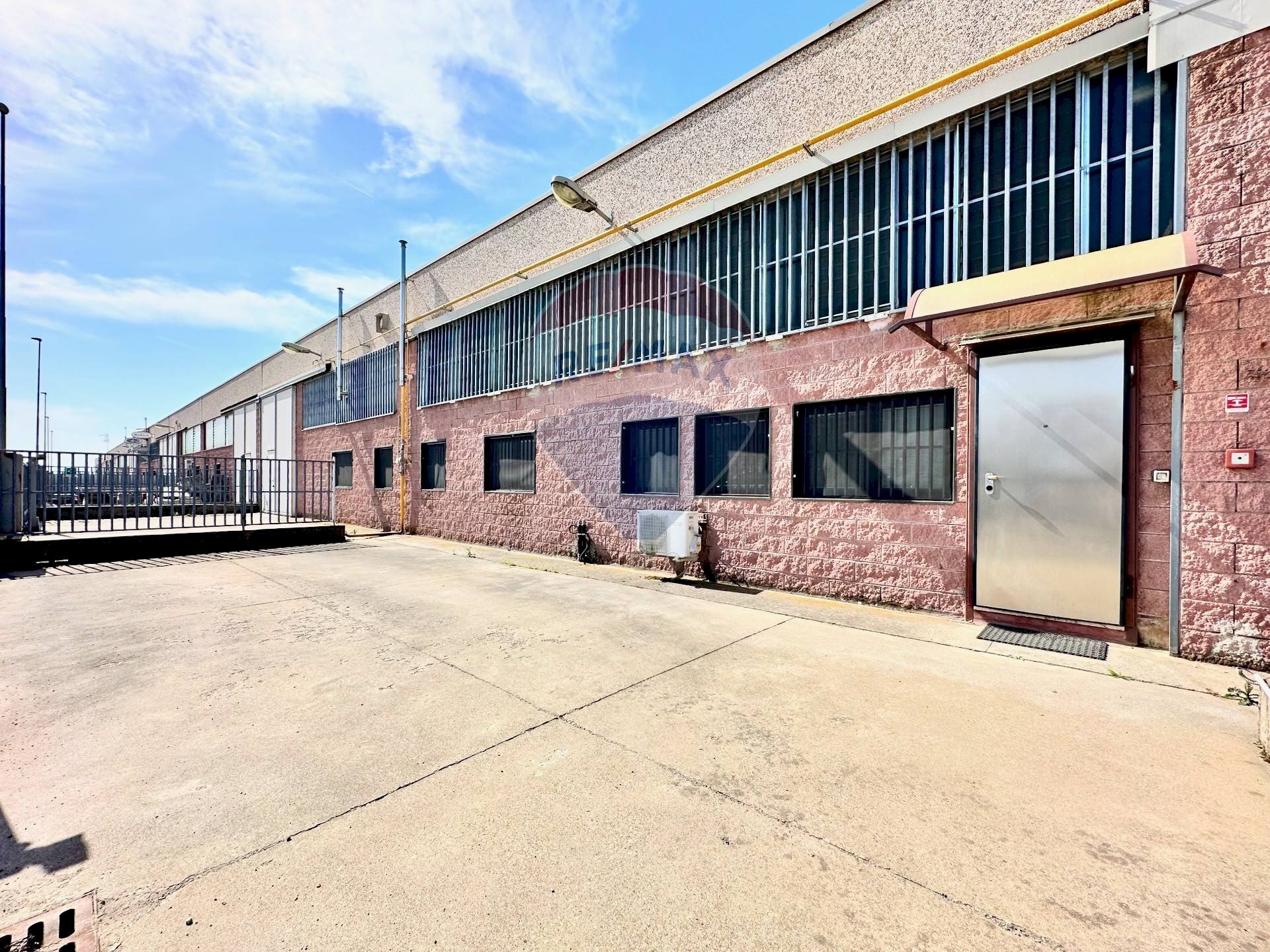 Edificio all\'aperto - Capannone Via Giulio Pastore
 
25, Certosa di Pavia - foto 1