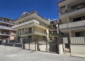 Foto 3 - Quadrilocale Via Dei Funai, San Nicola la Strada - foto 3