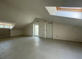 Foto 3 - Trilocale Via Adamello
 
15, Montesilvano - foto 3