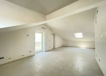 Foto 8 - Trilocale Via Adamello
 
15, Montesilvano - foto 8