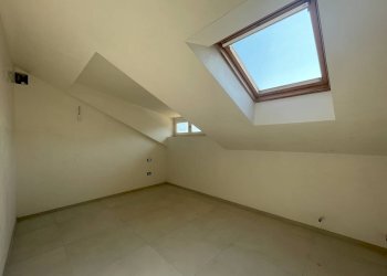 Foto 15 - Trilocale Via Adamello
 
15, Montesilvano - foto 15