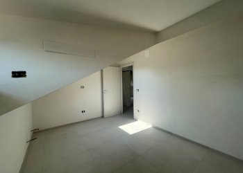 Foto 21 - Trilocale Via Adamello
 
15, Montesilvano - foto 21