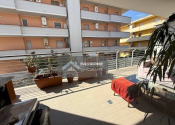 Foto 33 - Bilocale via trieste
 
47, Alba Adriatica - foto 33