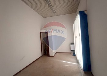 Stanza vuota - Locale Commerciale via marconi
 
24, Campobasso - foto 2