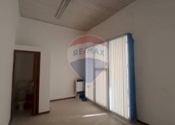 Stanza vuota - Locale Commerciale via marconi
 
24, Campobasso - foto 13