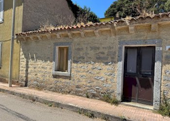 Foto 1 - Casa semi indipendente VIA MAZZINI
 
15, Luogosanto - foto 1