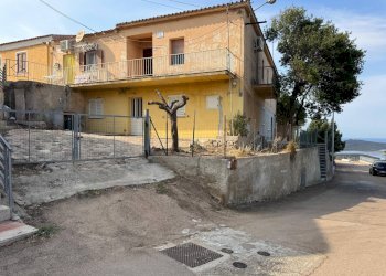 Foto 3 - Trilocale VIA ENRICO COSTA SAN PASQUALE
 
SNC, Santa Teresa Gallura - foto 3