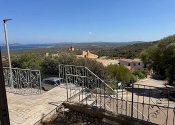 Foto 2 - Trilocale VIA ENRICO COSTA SAN PASQUALE
 
SNC, Santa Teresa Gallura - foto 2