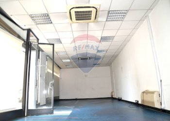 Stanza vuota - Ufficio via Menotti Morali
 
30, Capriate San Gervasio - foto 1