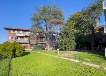 Giardino - Trilocale via V.Veneto
 
36, Capriate San Gervasio - foto 28