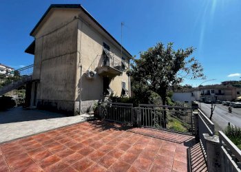 Foto 1 - Casa semi indipendente Via Aurelia
 
36, Vezzano Ligure - foto 1