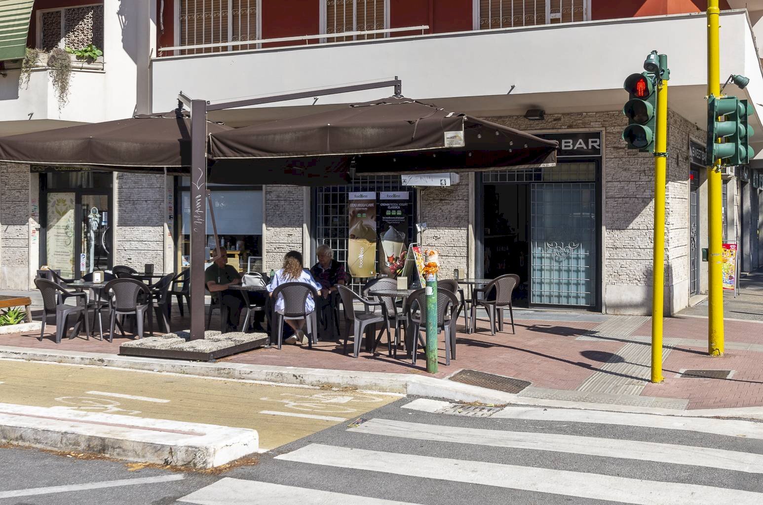 Foto 2 - Commercial Activity VIALE APPIO CLAUDIO
 
216, Roma - photo 2