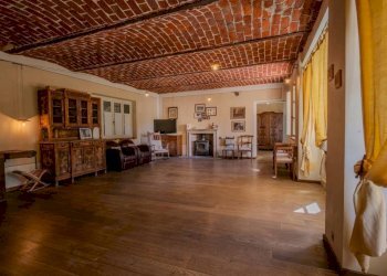 Salone - Rustico Asti - foto 28