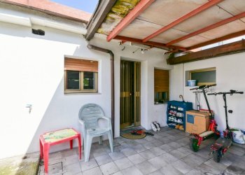 Veranda - Three-room apartment via Arrigo Boito, 11, Giussano - photo 21