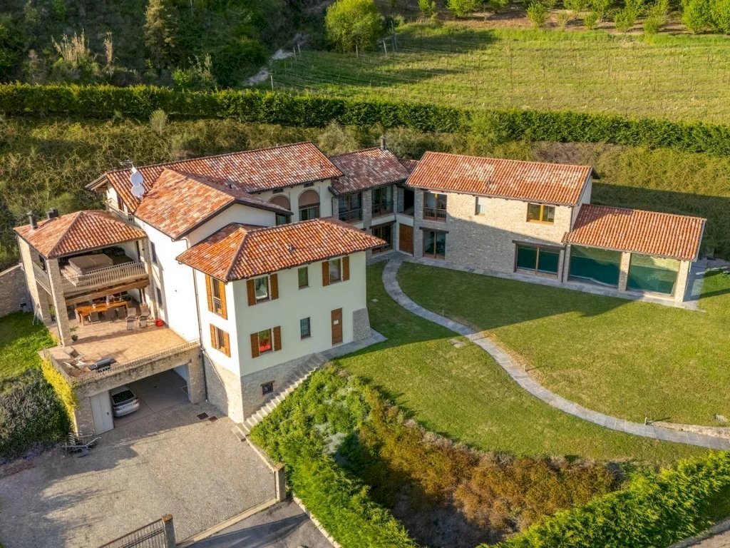 Villa Serravalle Langhe - foto 1