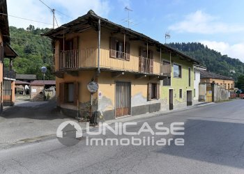 Independent house Via Paesana, 124, Barge - photo 1