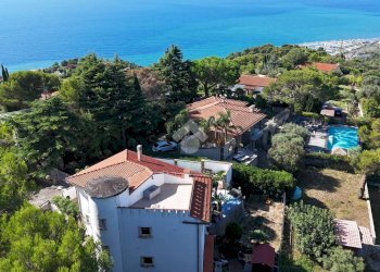Villa Strada S. Antonio, Cipressa - photo 13