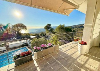 Villa Strada S. Antonio, Cipressa - photo 1