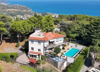 Villa Strada S. Antonio, Cipressa - photo 2