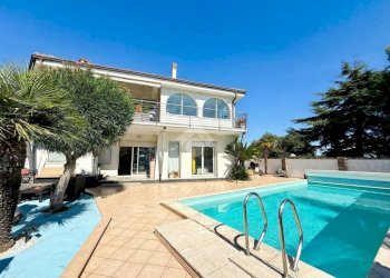 Villa Strada S. Antonio, Cipressa - photo 5
